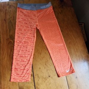 Nike Pro Capri Leggings Girls XL Orange Zebra Elastic Waistband